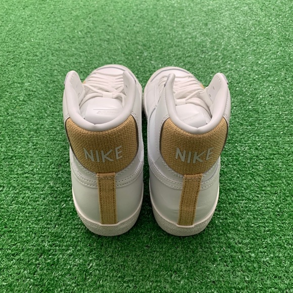 🧋*NEW* Nike Blazer Mid 77 “White Gum Light Brown” - Picture 6 of 10